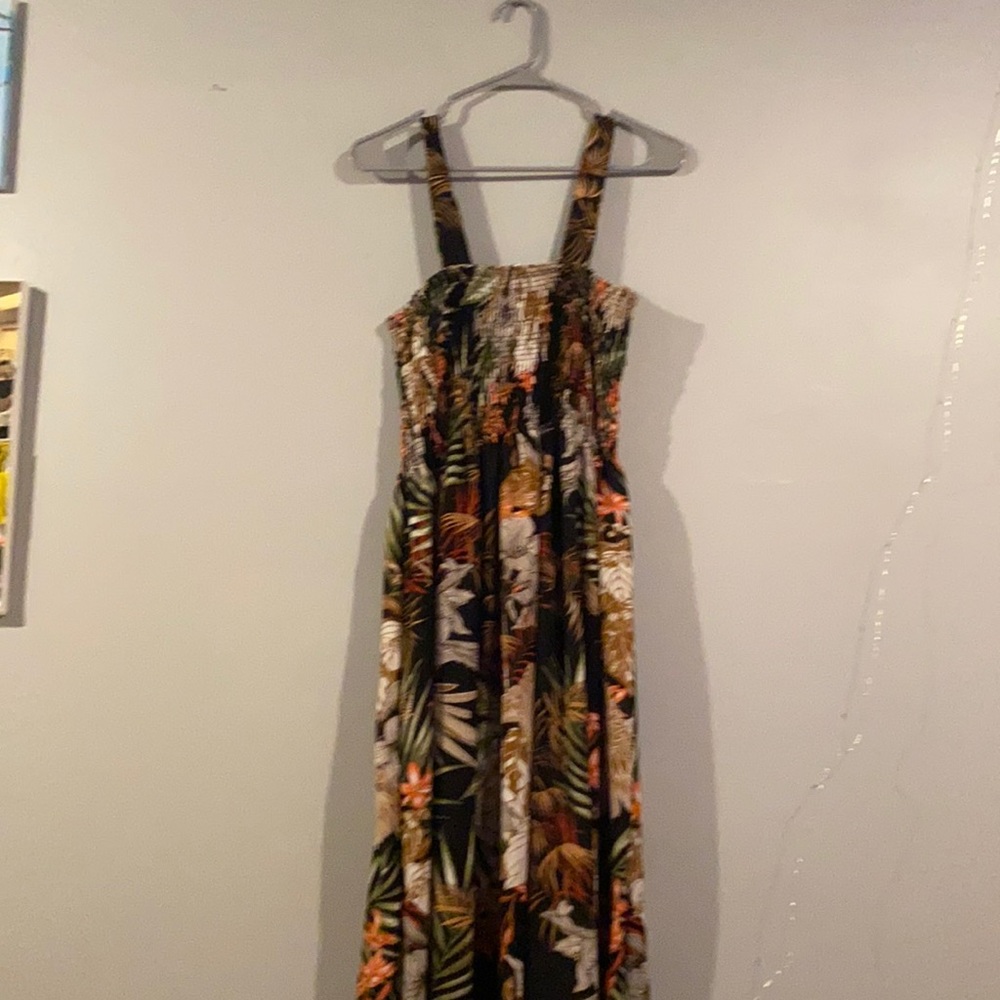⭐️ 3 for $10 Floral Black Maxi dress